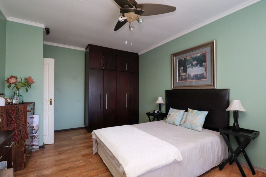 4 Bedroom Property for Sale in Wilkoppies North West
